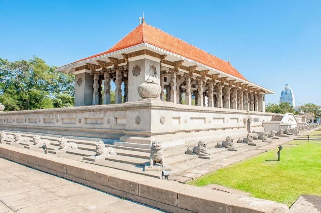 My Holiday Ticket Colombo Exterior photo